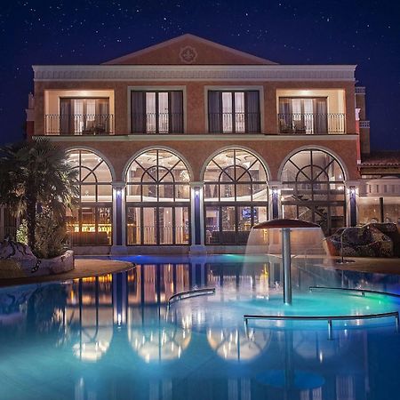 Villa Plaza Boutique Hotel & Spa プレショフ エクステリア 写真