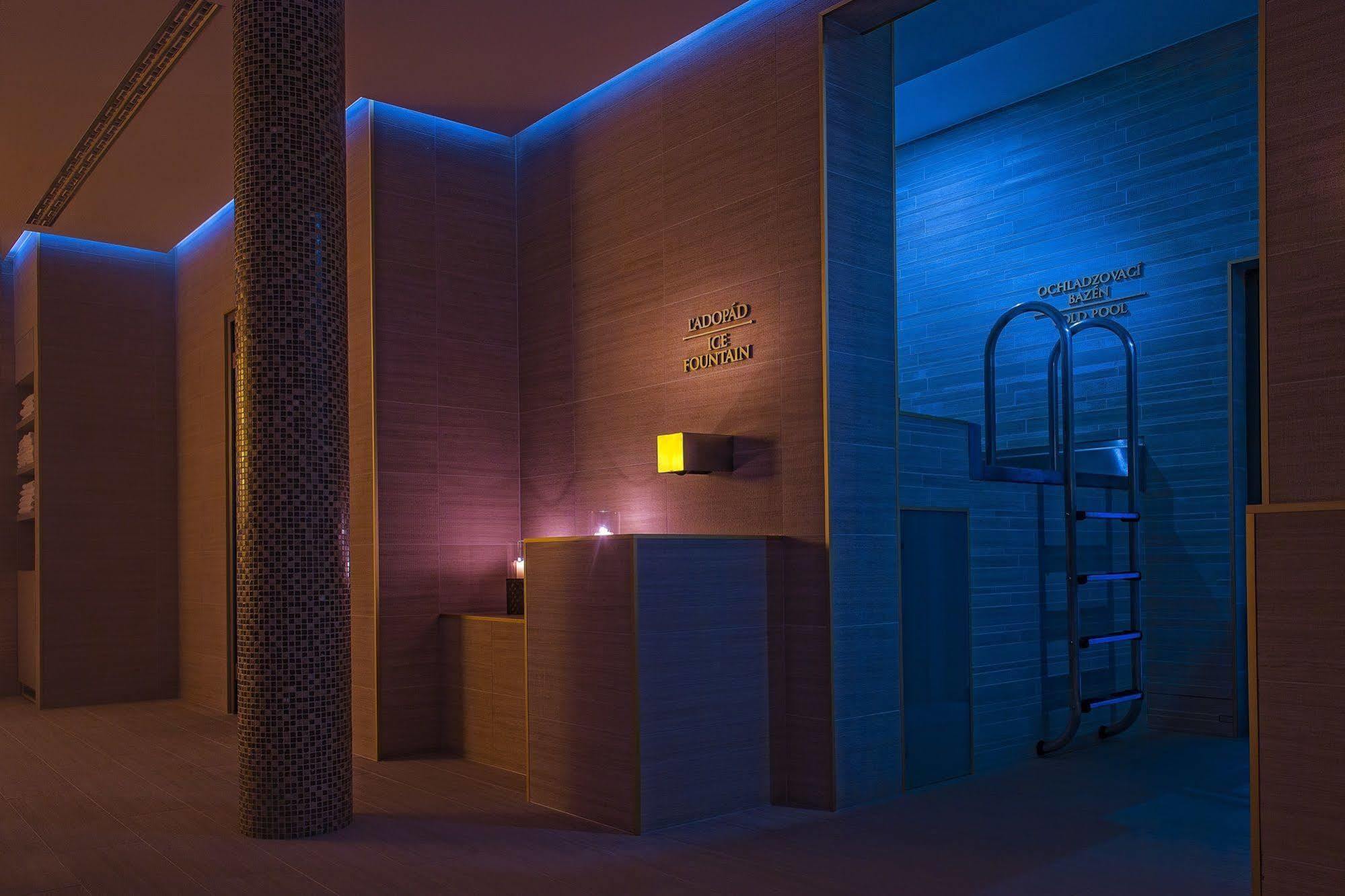 Villa Plaza Boutique Hotel & Spa プレショフ エクステリア 写真