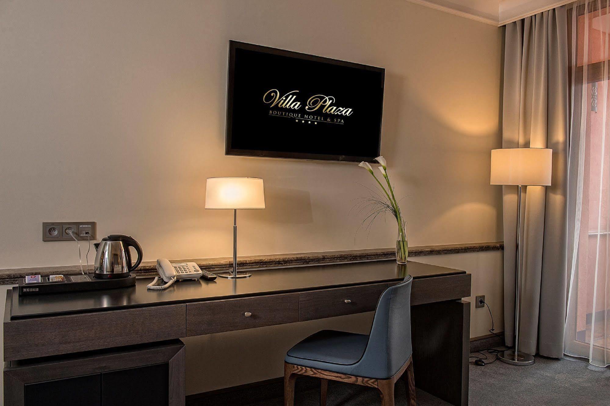 Villa Plaza Boutique Hotel & Spa プレショフ エクステリア 写真